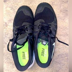 Nike Free 5.0 shoes